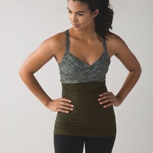Lululemon Wrap It Up Tank | Jazzy White Gator Green / Gator Green